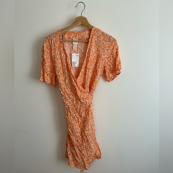 Floral Dress - Picture 2 of 4